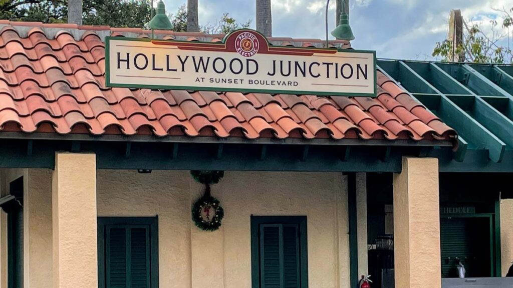 Hollywood Junction at Hollywood Studios - logo of Pacific Electric