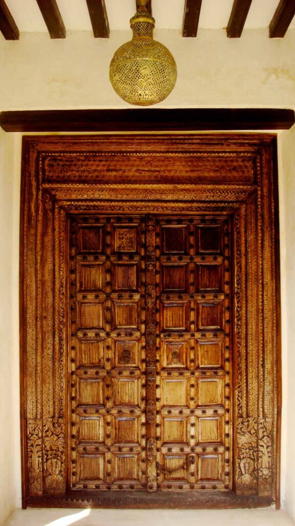 Swahili architecture - decorative door